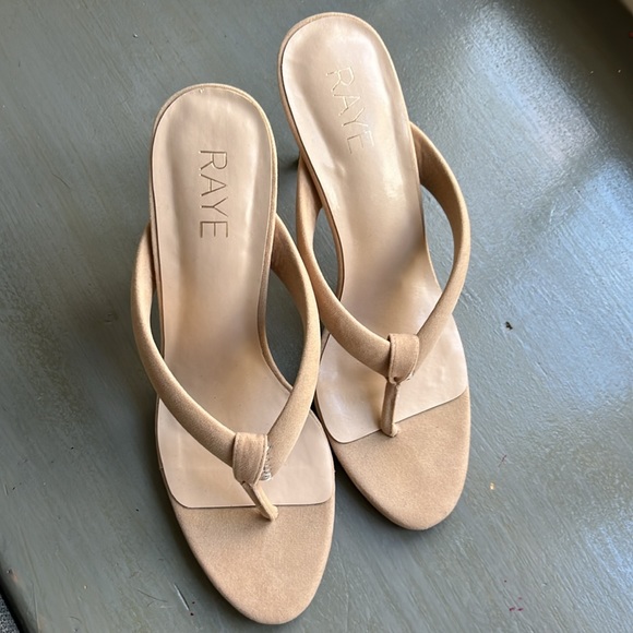 Beautiful 4 inch Raye sandals - Picture 2 of 5